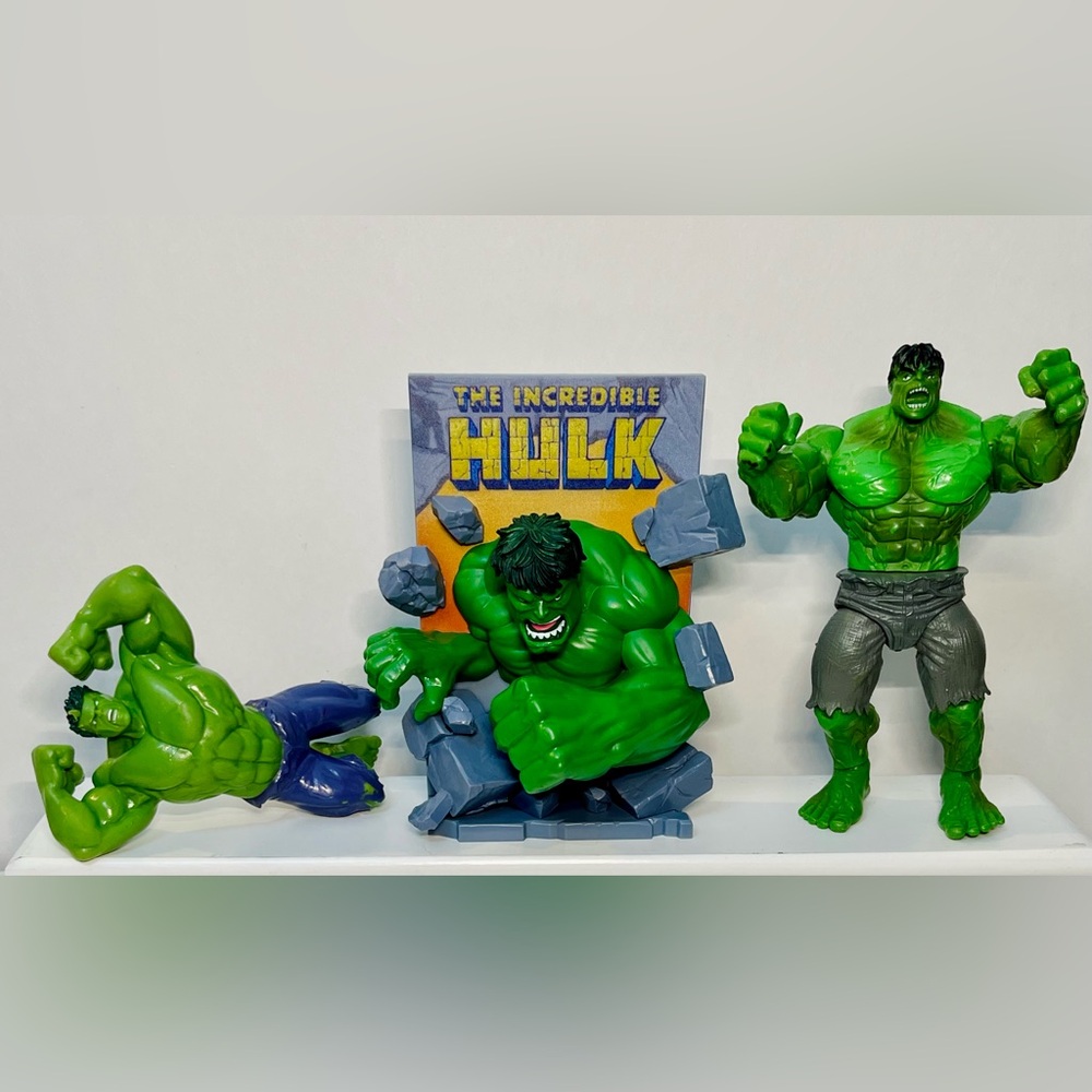 The Incredible Hulk Figure Lot
